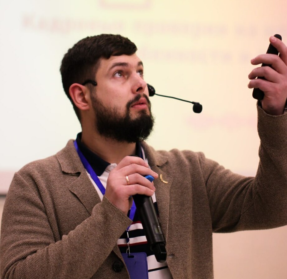 Колесниченко Максим Викторович