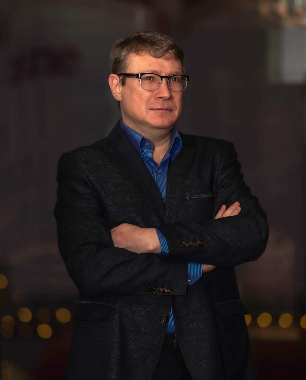 <span style="font-weight: bold;">Иванов Роман Станиславович</span><br>
